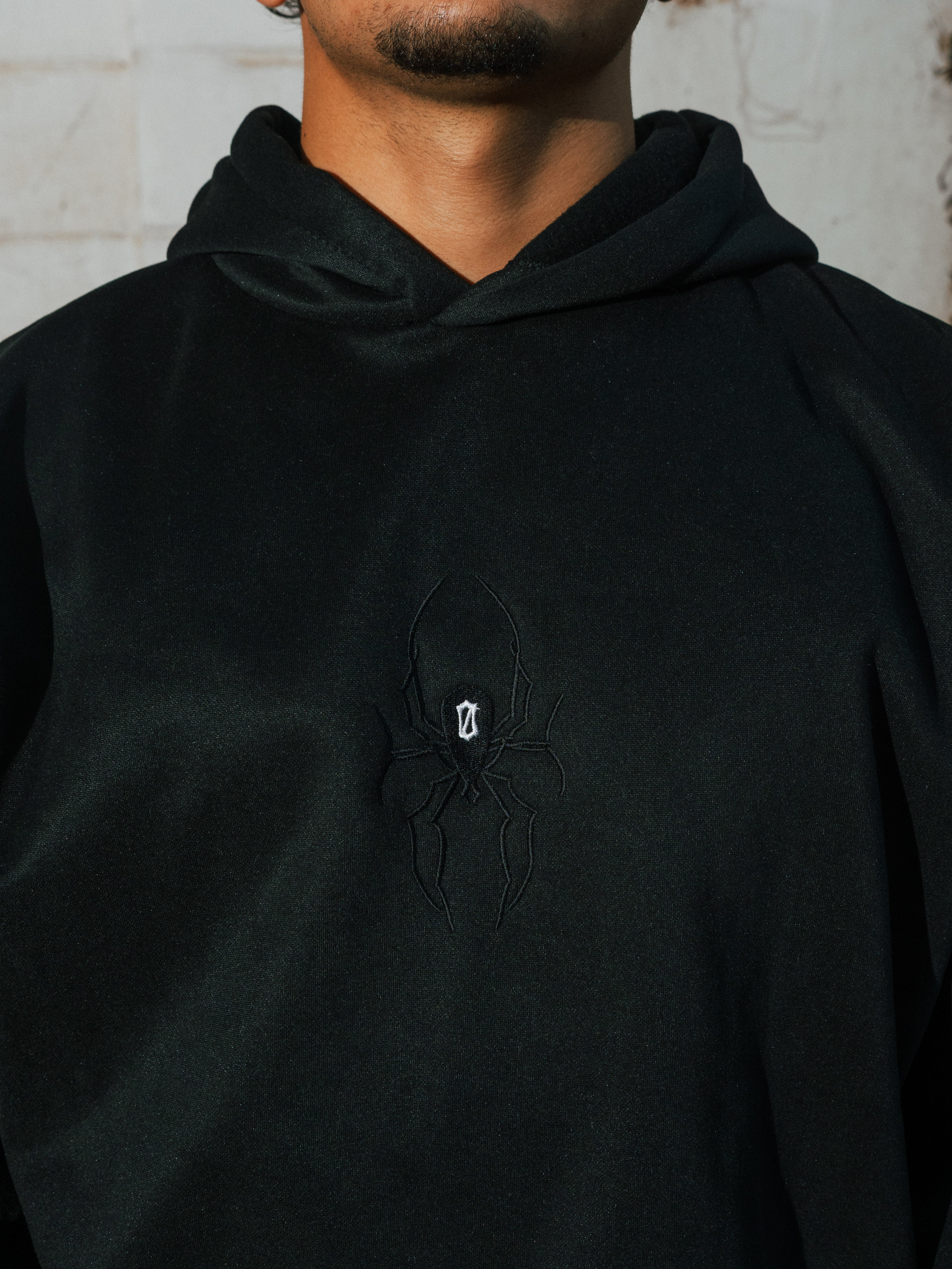 CROPPED SPIDER HOODIE